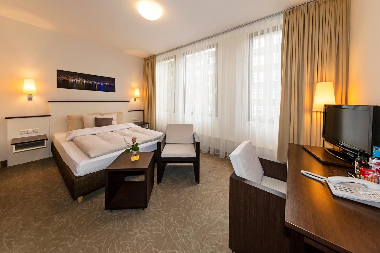 Hotel Cristobal Hambourg Extérieur photo